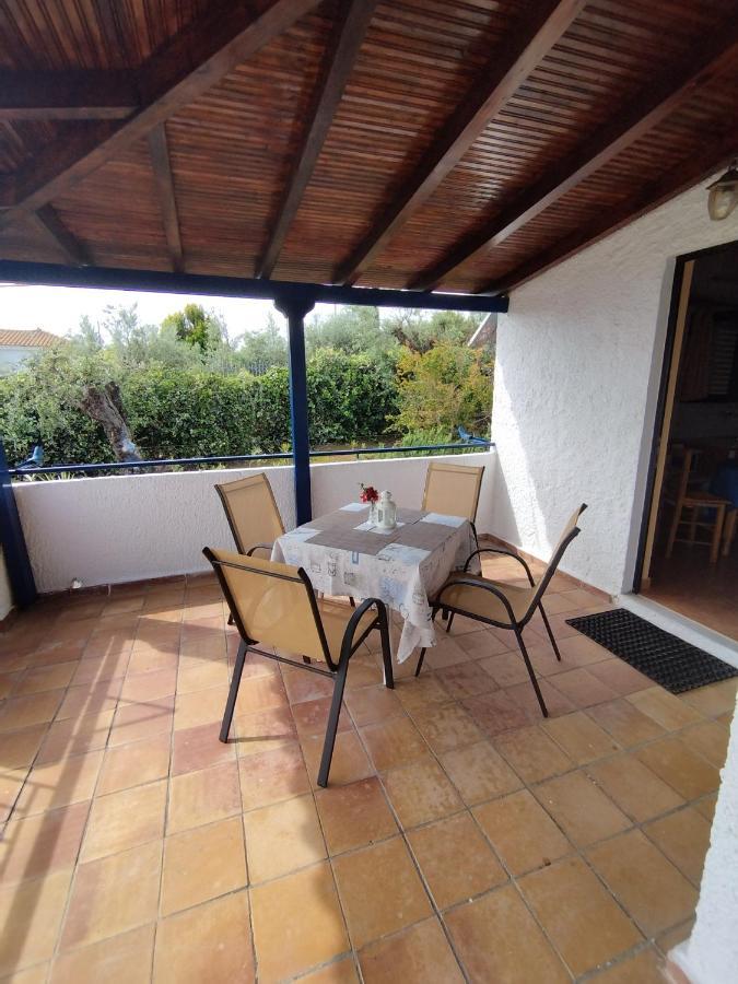 Takis Haikos House Two Minutes Walk To The Beach Peroulia Vounária Extérieur photo