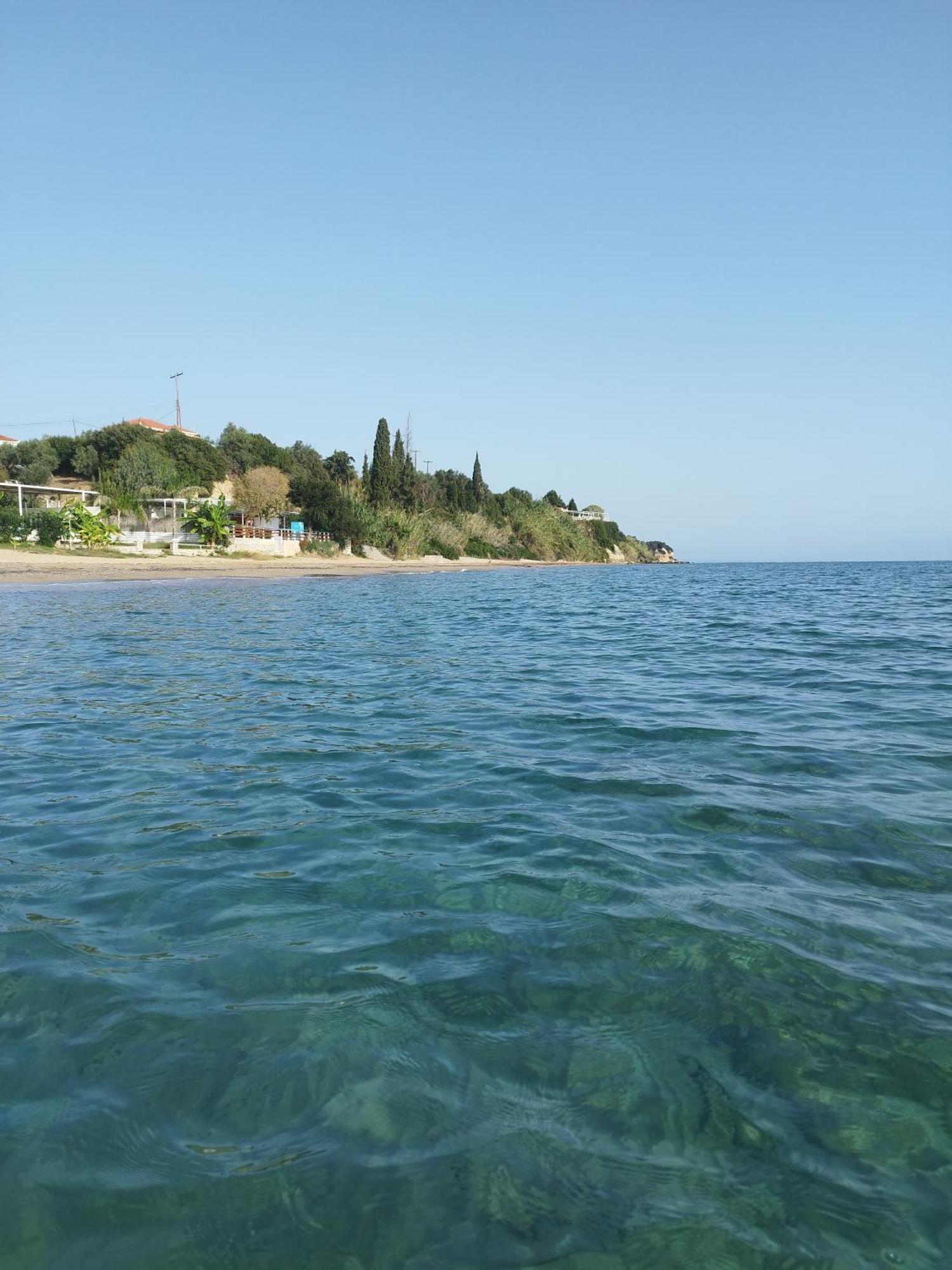 Takis Haikos House Two Minutes Walk To The Beach Peroulia Vounária Extérieur photo
