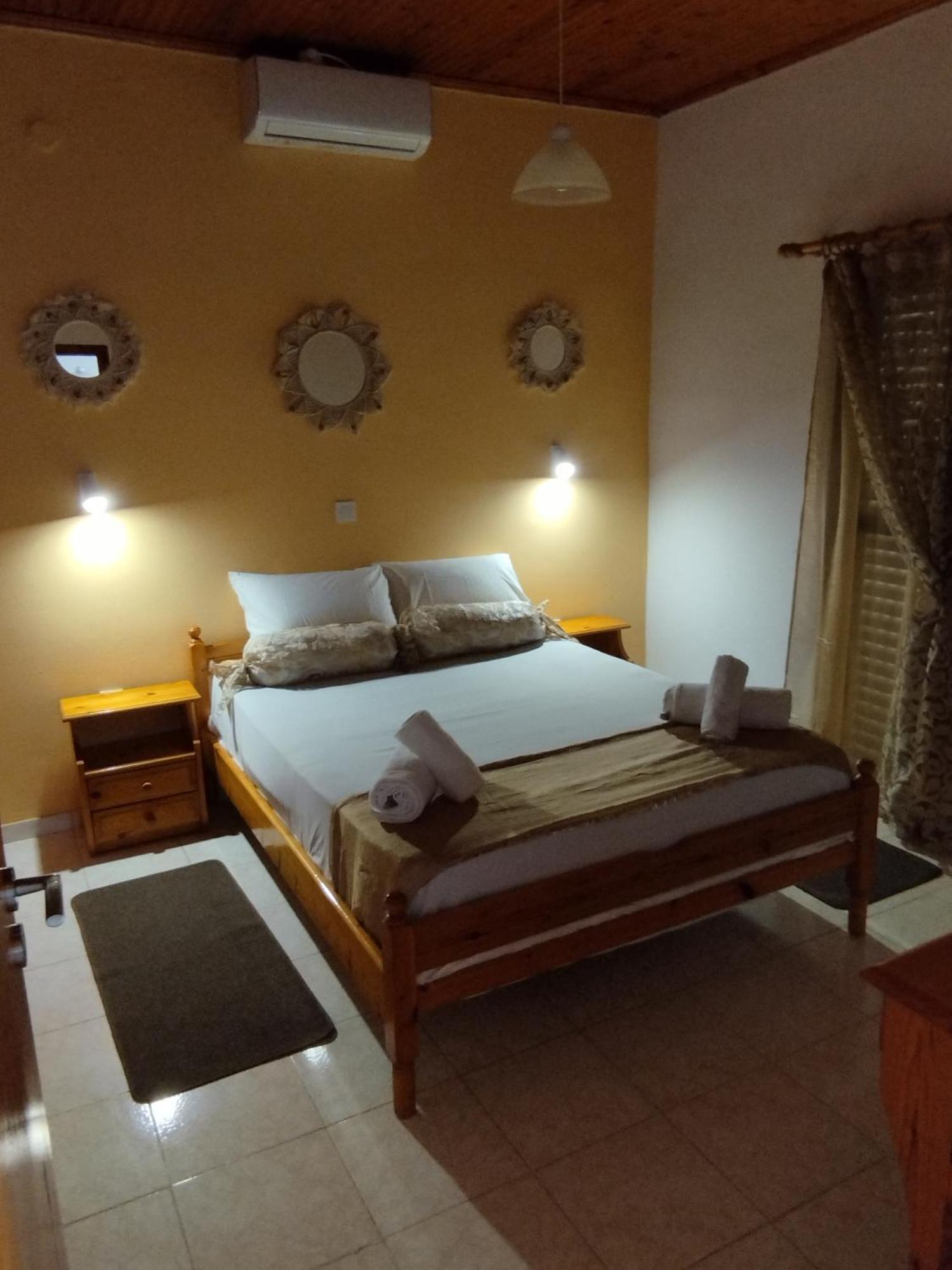 Takis Haikos House Two Minutes Walk To The Beach Peroulia Vounária Extérieur photo