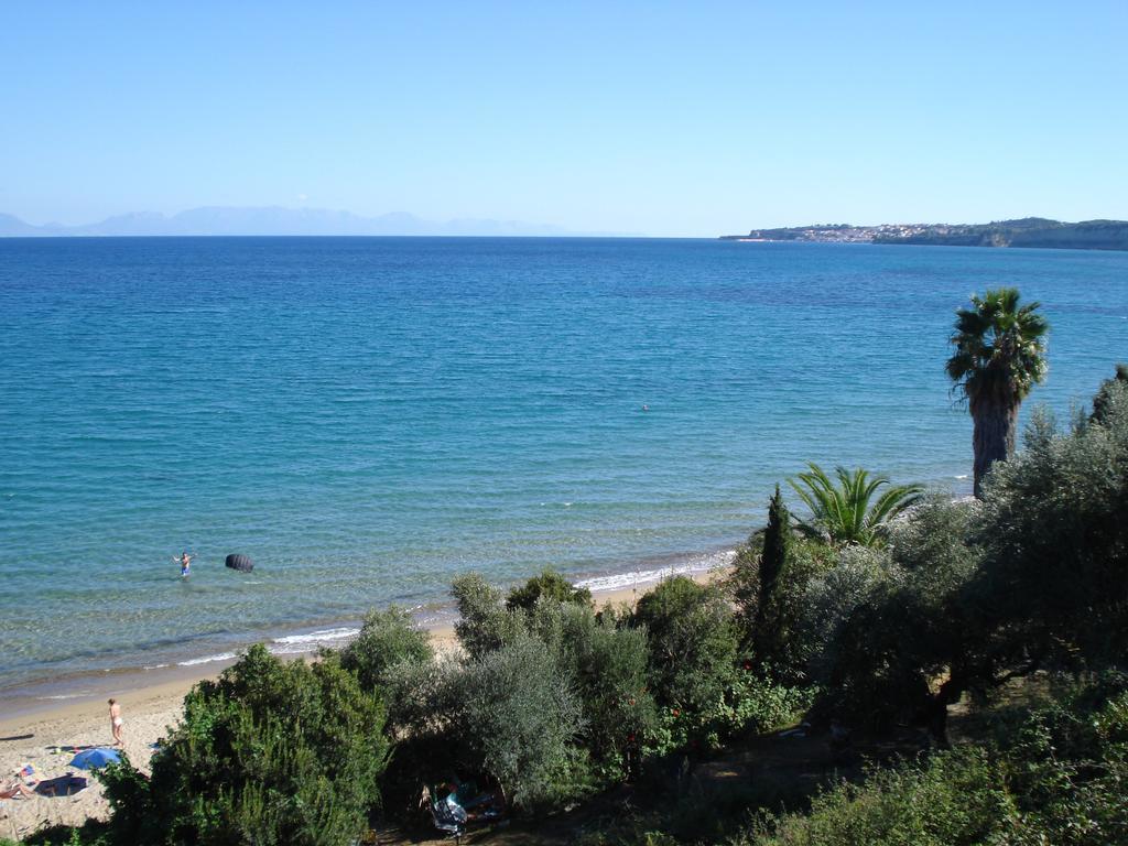 Takis Haikos House Two Minutes Walk To The Beach Peroulia Vounária Extérieur photo